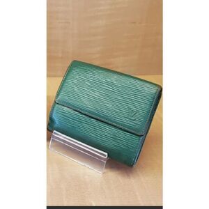 Aithentic Louis Vuitton Green  Epi Bifold wallet, SP1001